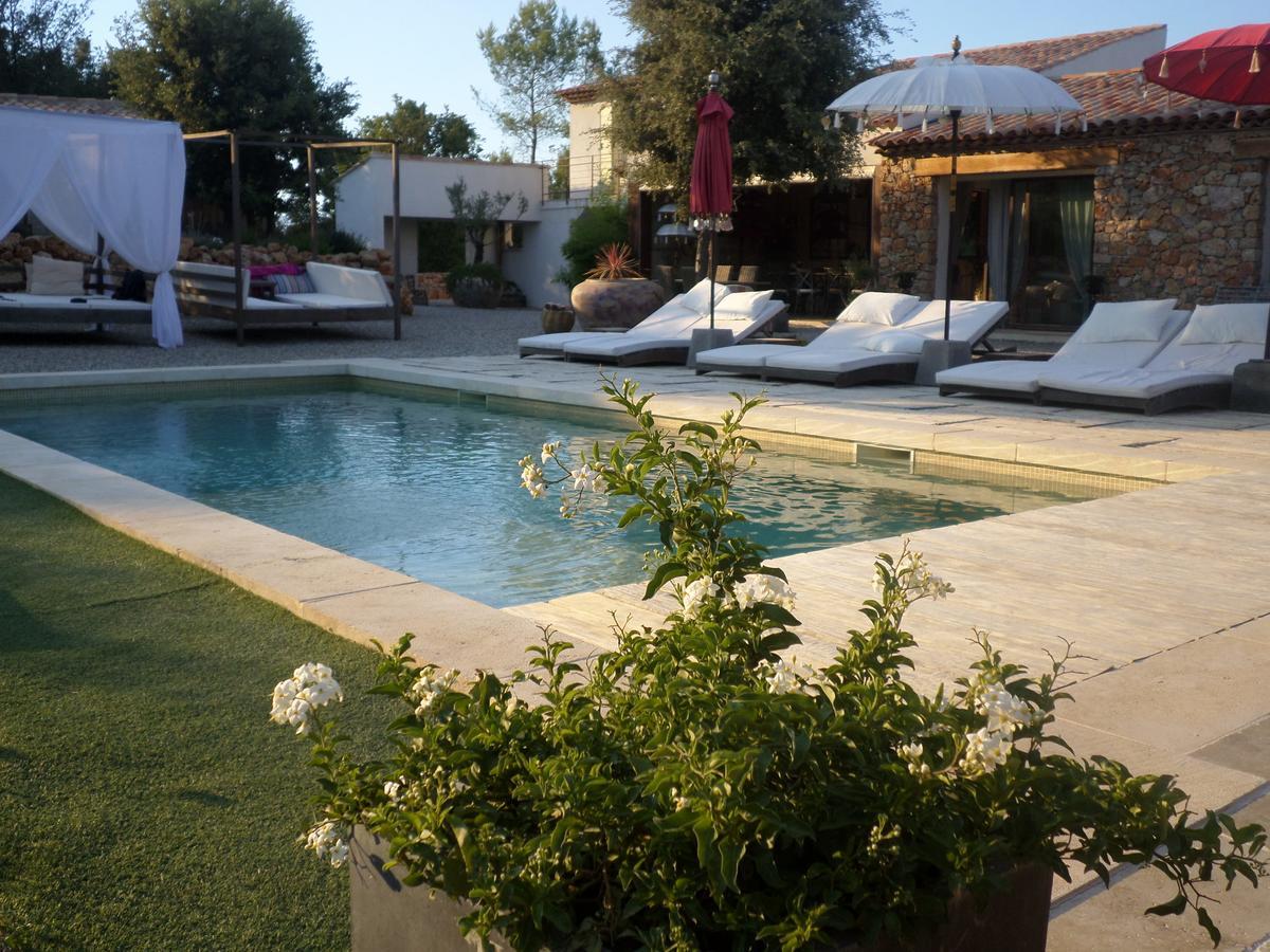 Le Clos Des Cambres Les Arcs-sur-Argens Exterior photo